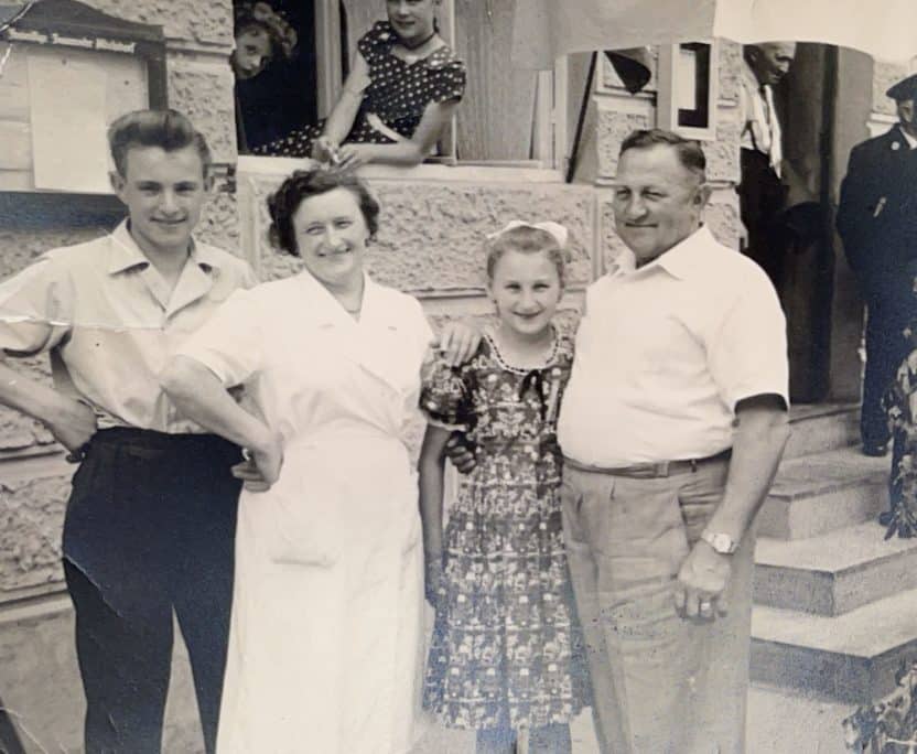 Familie von Waldemar Schmitt mit seinen Eltern